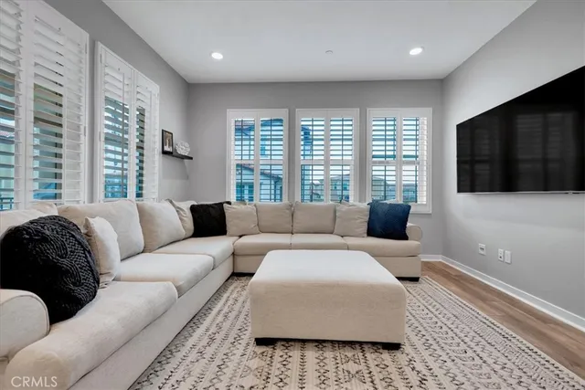 $880,000 | 901 Sunset Ridge, Lake Forest, CA 92610