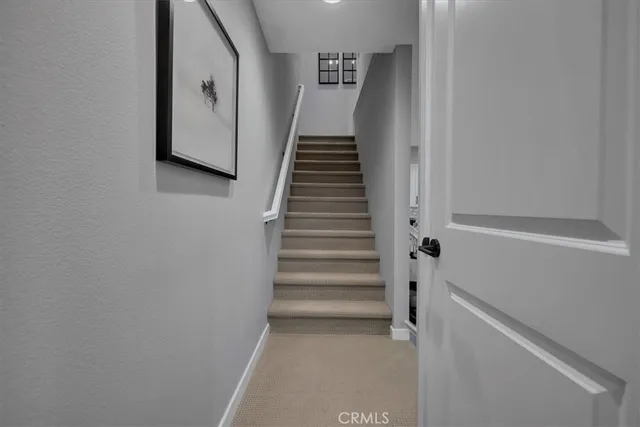 $880,000 | 901 Sunset Ridge, Lake Forest, CA 92610