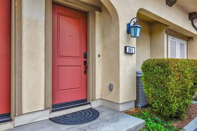 $880,000 | 901 Sunset Ridge, Lake Forest, CA 92610