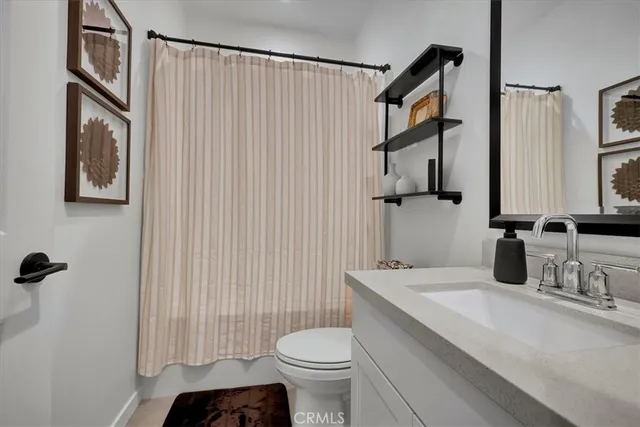 $880,000 | 901 Sunset Ridge, Lake Forest, CA 92610