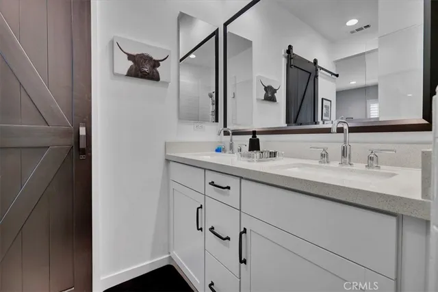 $880,000 | 901 Sunset Ridge, Lake Forest, CA 92610