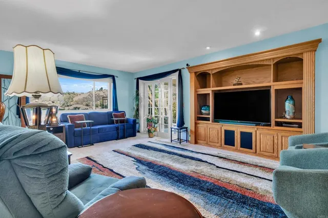 $1,499,000 | 9802 Lyncarol Drive, La Mesa, CA 91941