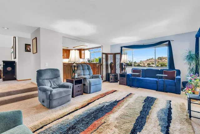 $1,295,000 | 9802 Lyncarol Drive, La Mesa, CA 91941