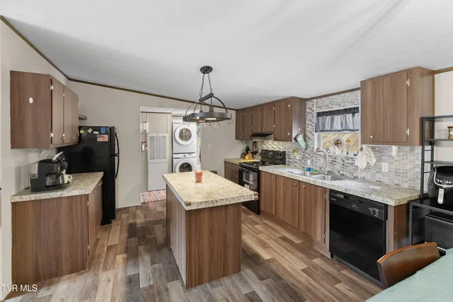 $329,900 | 1473 Highway 33, Tazewell, TN 37879