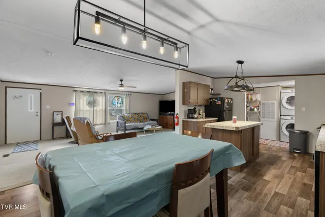 $329,900 | 1473 Highway 33, Tazewell, TN 37879