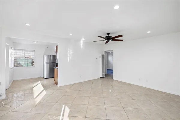 a view of livingroom