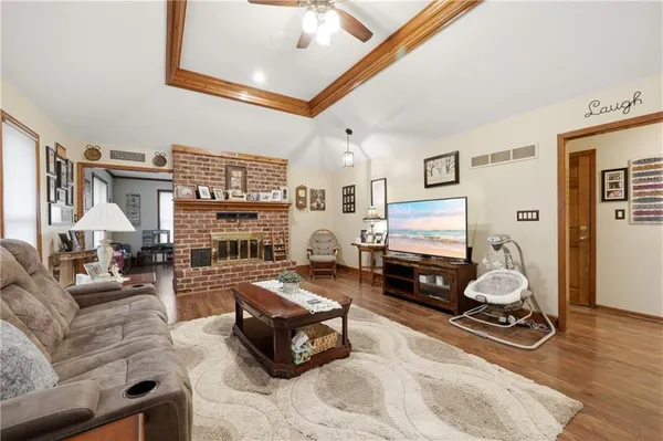 $489,900 | 2200 Northwest Fawn Drive, Blue Springs, MO 64015