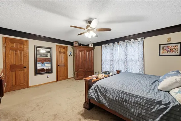 $489,900 | 2200 Northwest Fawn Drive, Blue Springs, MO 64015