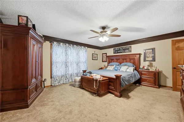 $489,900 | 2200 Northwest Fawn Drive, Blue Springs, MO 64015