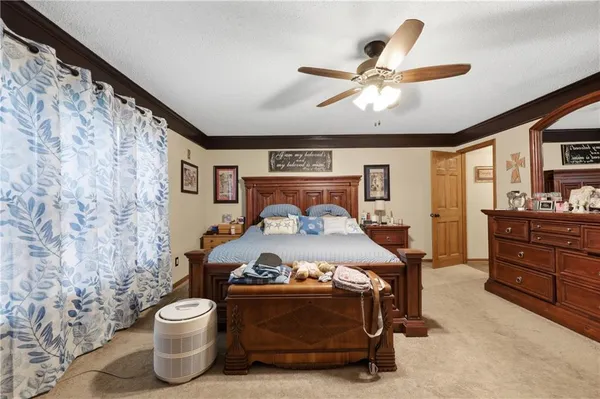 $489,900 | 2200 Northwest Fawn Drive, Blue Springs, MO 64015