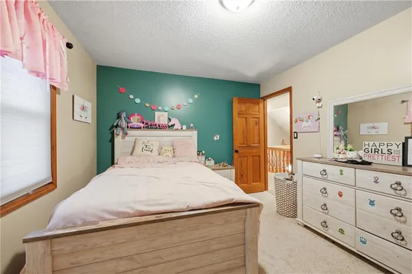 $489,900 | 2200 Northwest Fawn Drive, Blue Springs, MO 64015