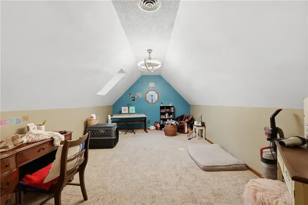 $489,900 | 2200 Northwest Fawn Drive, Blue Springs, MO 64015
