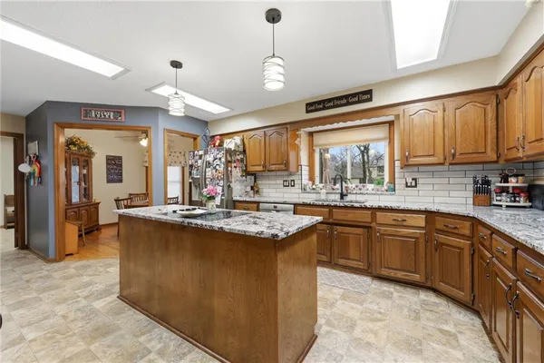 $489,900 | 2200 Northwest Fawn Drive, Blue Springs, MO 64015