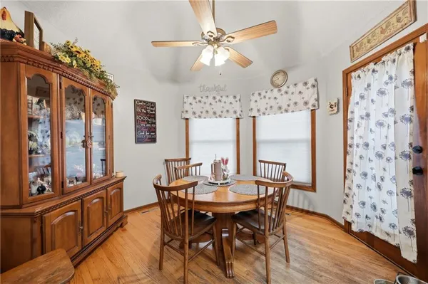 $489,900 | 2200 Northwest Fawn Drive, Blue Springs, MO 64015