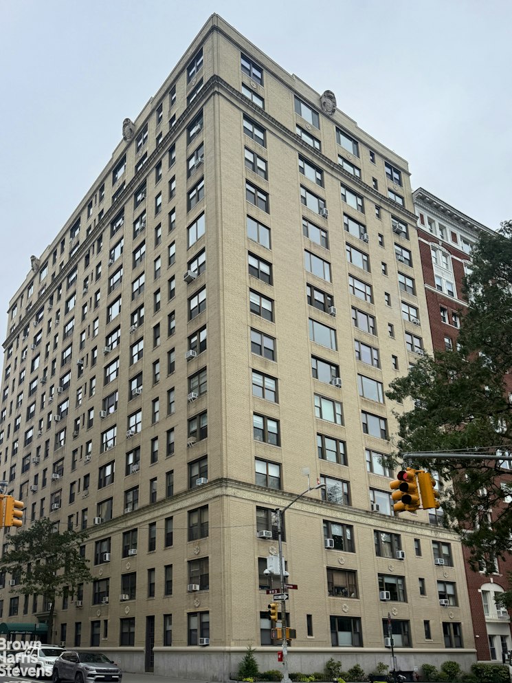 186 Riverside Drive, Unit 9B Manhattan, NY 10024 - Photo 18 of 19 Gallery Image 18
