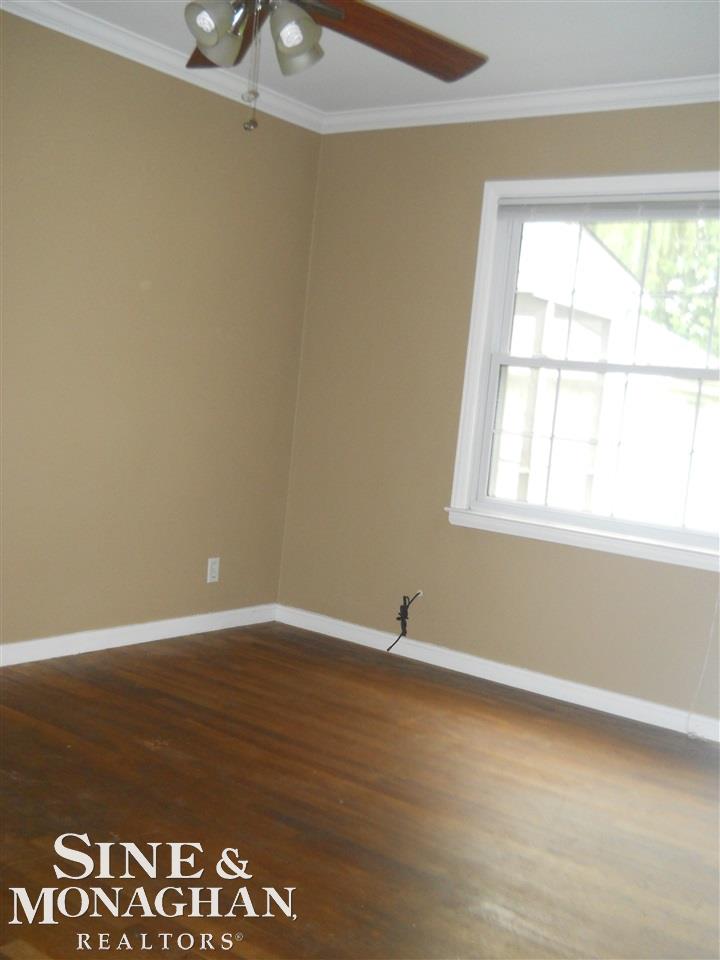 1230 Fairholme Road Grosse Pointe Woods, MI 48236 - Photo 7 of 20