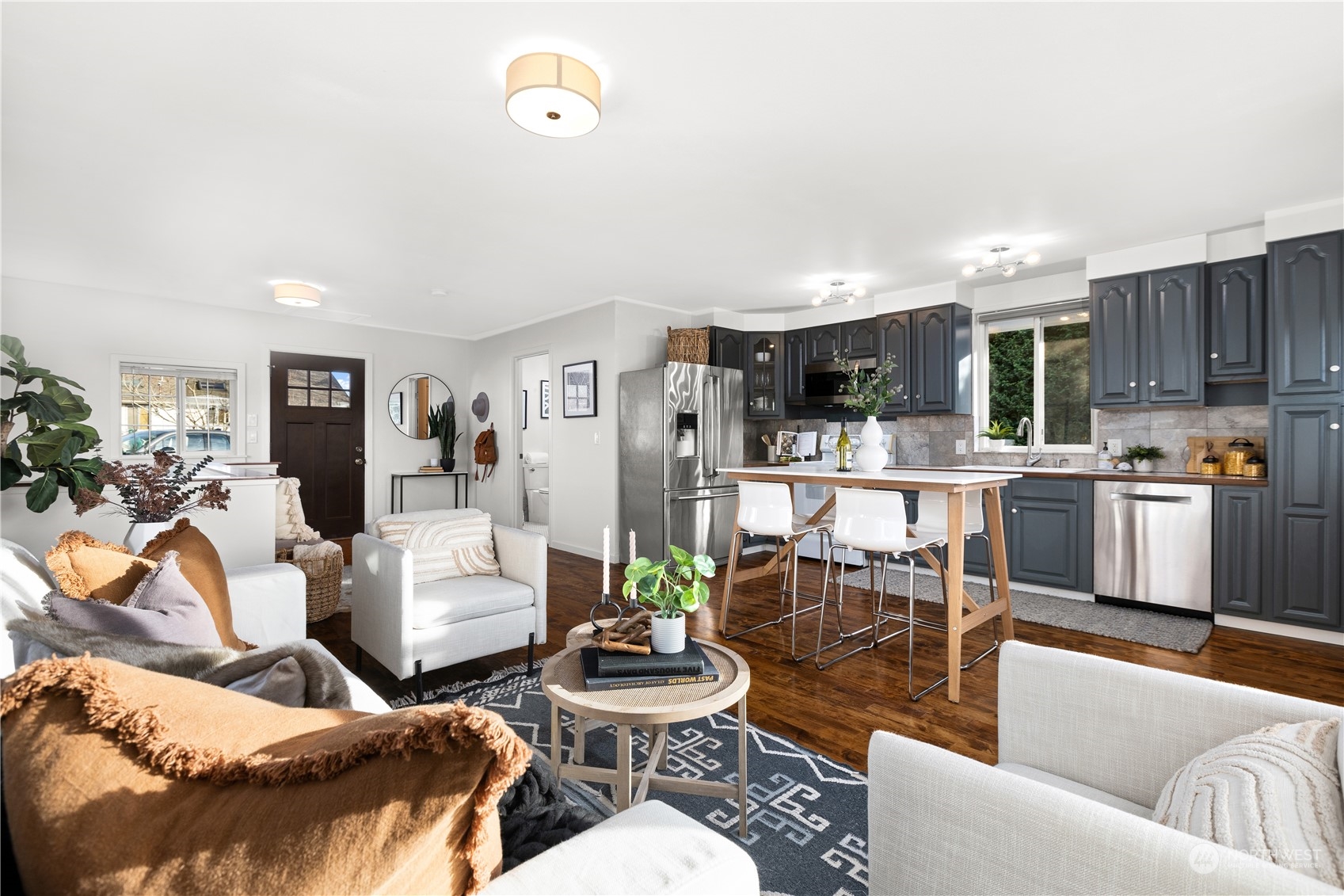 7025 13th Avenue Southwest Seattle, WA 98106 - Photo 12 of 39