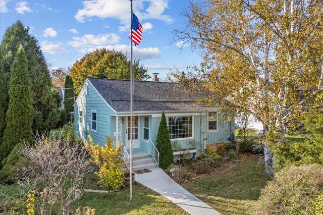 $259,000 | 1109 7th Avenue, Grafton, WI 53024