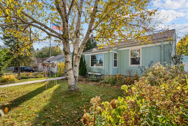 $259,000 | 1109 7th Avenue, Grafton, WI 53024