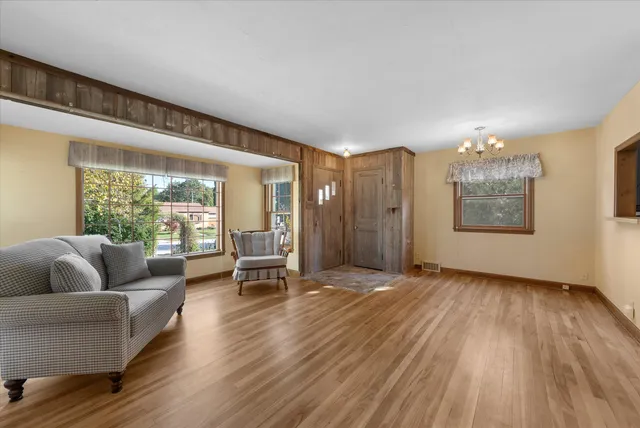 $259,000 | 1109 7th Avenue, Grafton, WI 53024