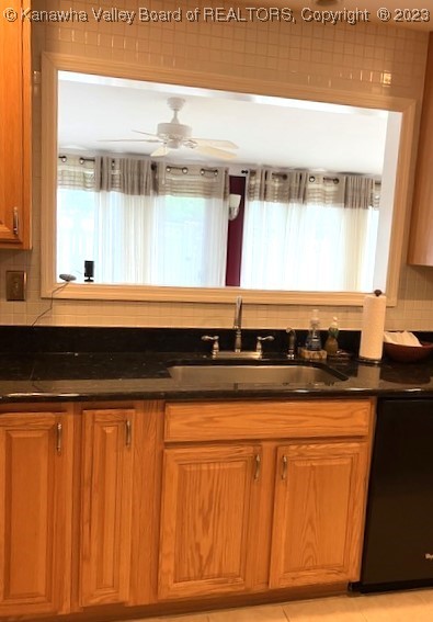 1424 Nottingham Road Charleston, WV 25314 - Photo 22 of 33 Gallery Image 22
