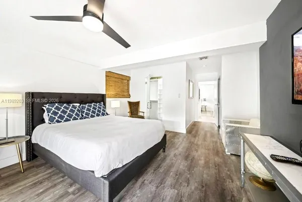 $7,990 | 909 North 13th Court, Hollywood, FL 33019