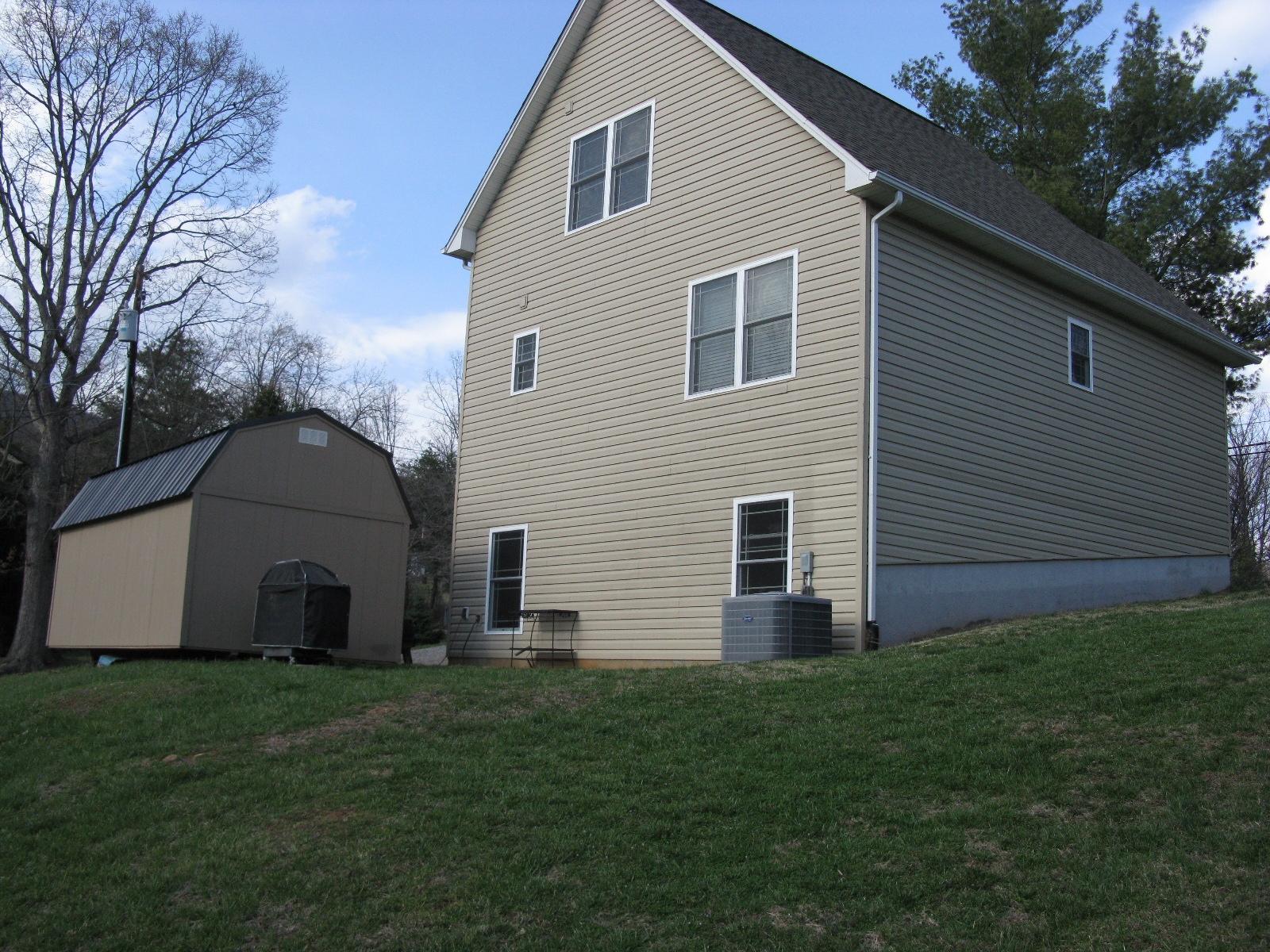 830 Givens Tyler Road Salem, VA 24153 - Photo 25 of 26 IMG_0565
