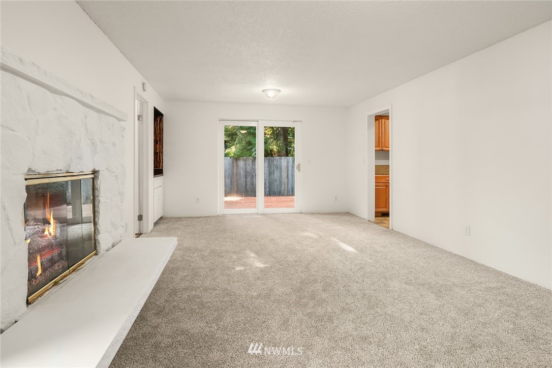 13912 Southeast 141st Street Renton, WA 98059 - Photo 9 of 21 Gallery Image 9