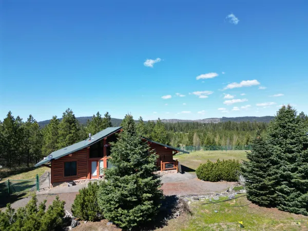 $1,950,000 | 4975 Middle Road, Ahsahka, ID 83520