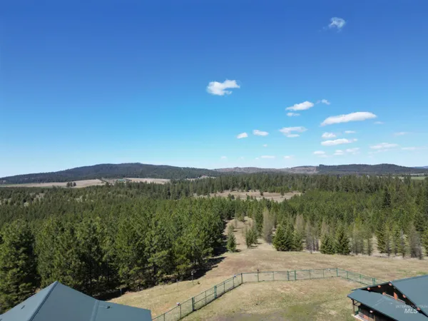 $1,950,000 | 4975 Middle Road, Ahsahka, ID 83520