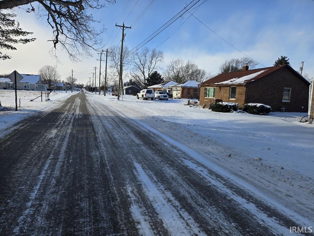 1615 Mitchell Drive Rochester, IN 46975 - Photo 3 of 11