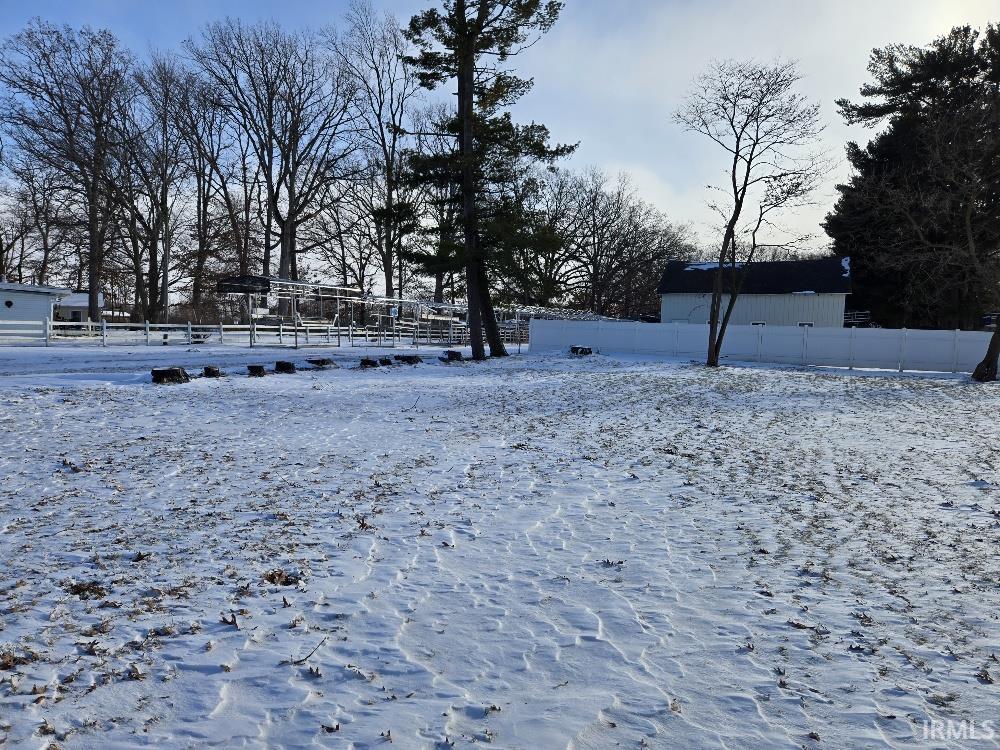 1615 Mitchell Drive Rochester, IN 46975 - Photo 7 of 11