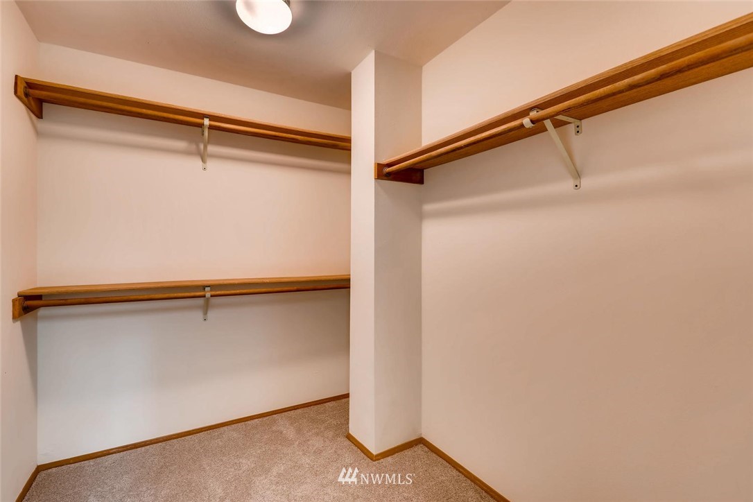 4608 Northeast 19th Street Renton, WA 98059 - Photo 18 of 25