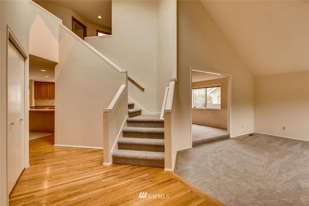 4608 Northeast 19th Street Renton, WA 98059 - Photo 3 of 25