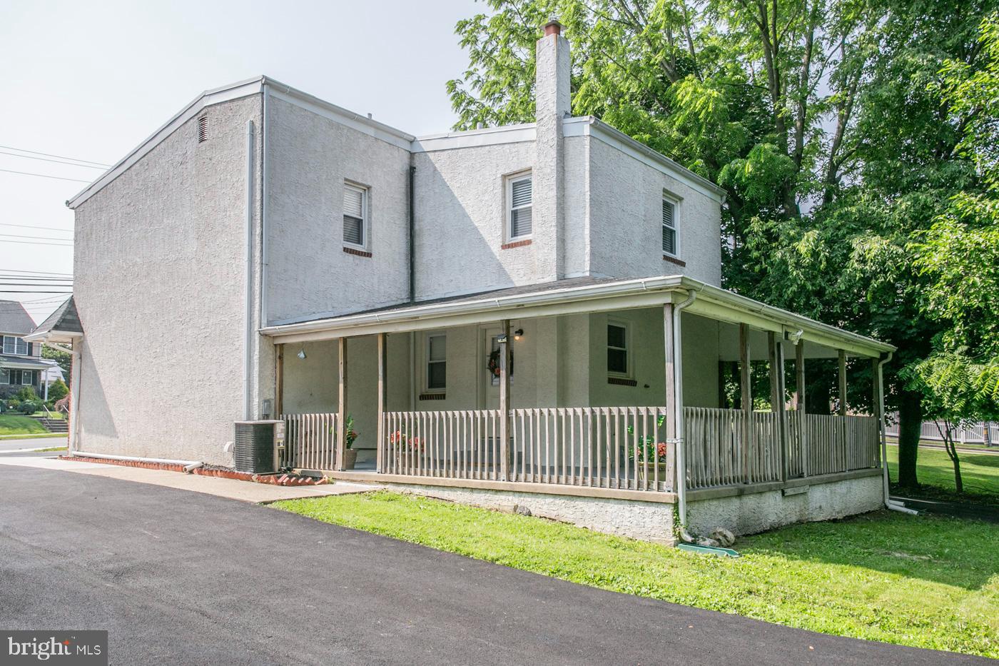 1408 Butler Pike Conshohocken, PA 19428 - Photo 9 of 56