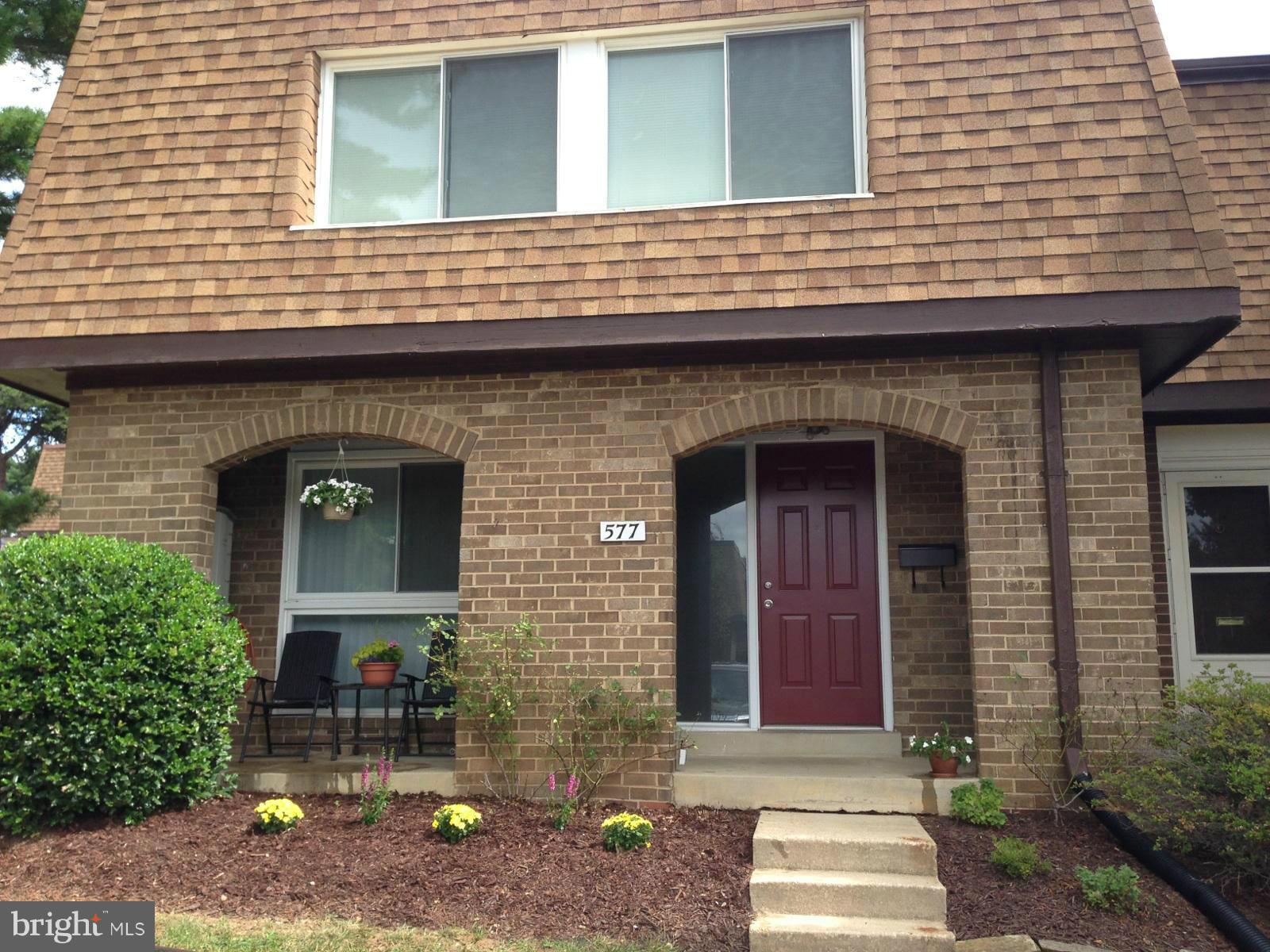 577 Summit Hall Road Gaithersburg, MD 20877 - Photo 1 of 18 Exterior (Front)
