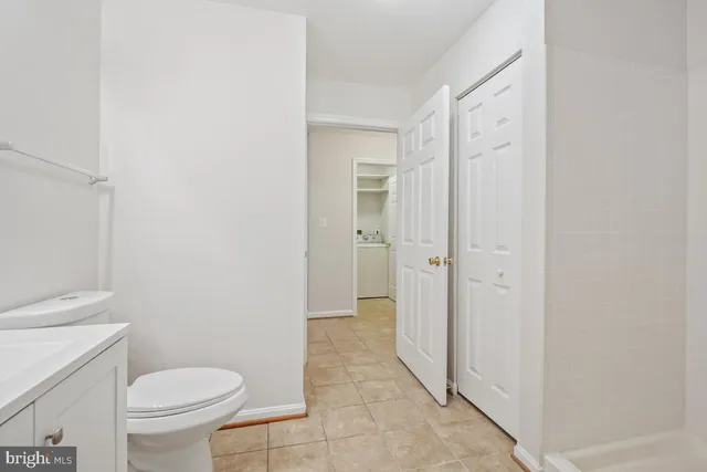 $2,150 | 18815 Sparkling Water Drive, Unit 4O, Germantown, MD 20874