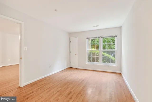 $2,150 | 18815 Sparkling Water Drive, Unit 4O, Germantown, MD 20874