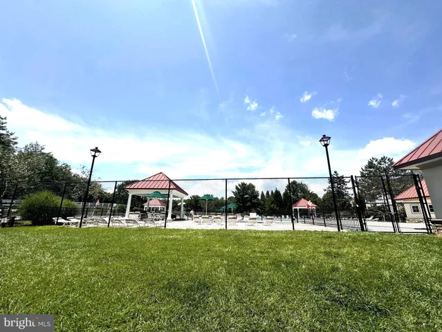 $2,150 | 18815 Sparkling Water Drive, Unit 4O, Germantown, MD 20874