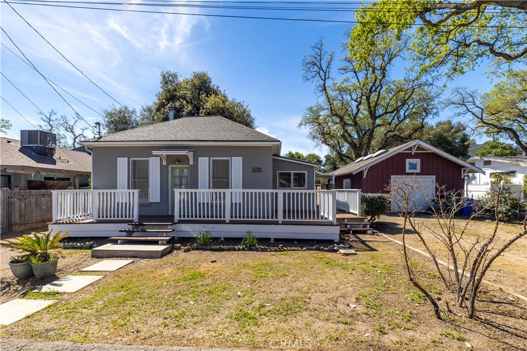 115 2nd Street Templeton, CA 93465 - Photo 1 of 1 a front view of a house with a yard
