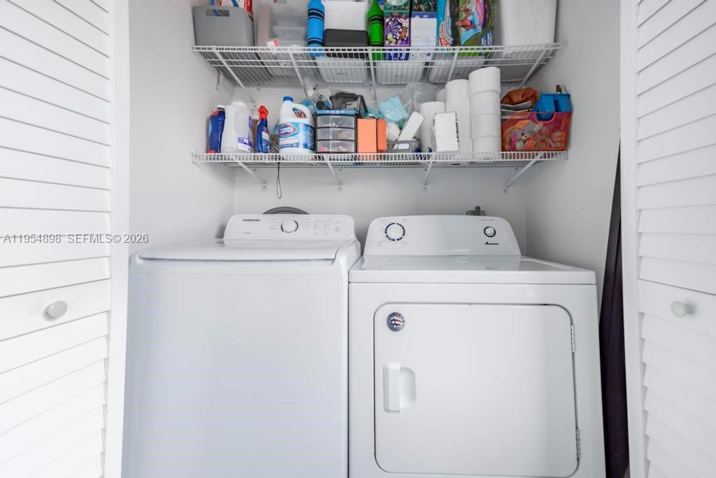 9435-9437 Southwest 39th Street Miami, FL 33165 - Photo 22 of 70