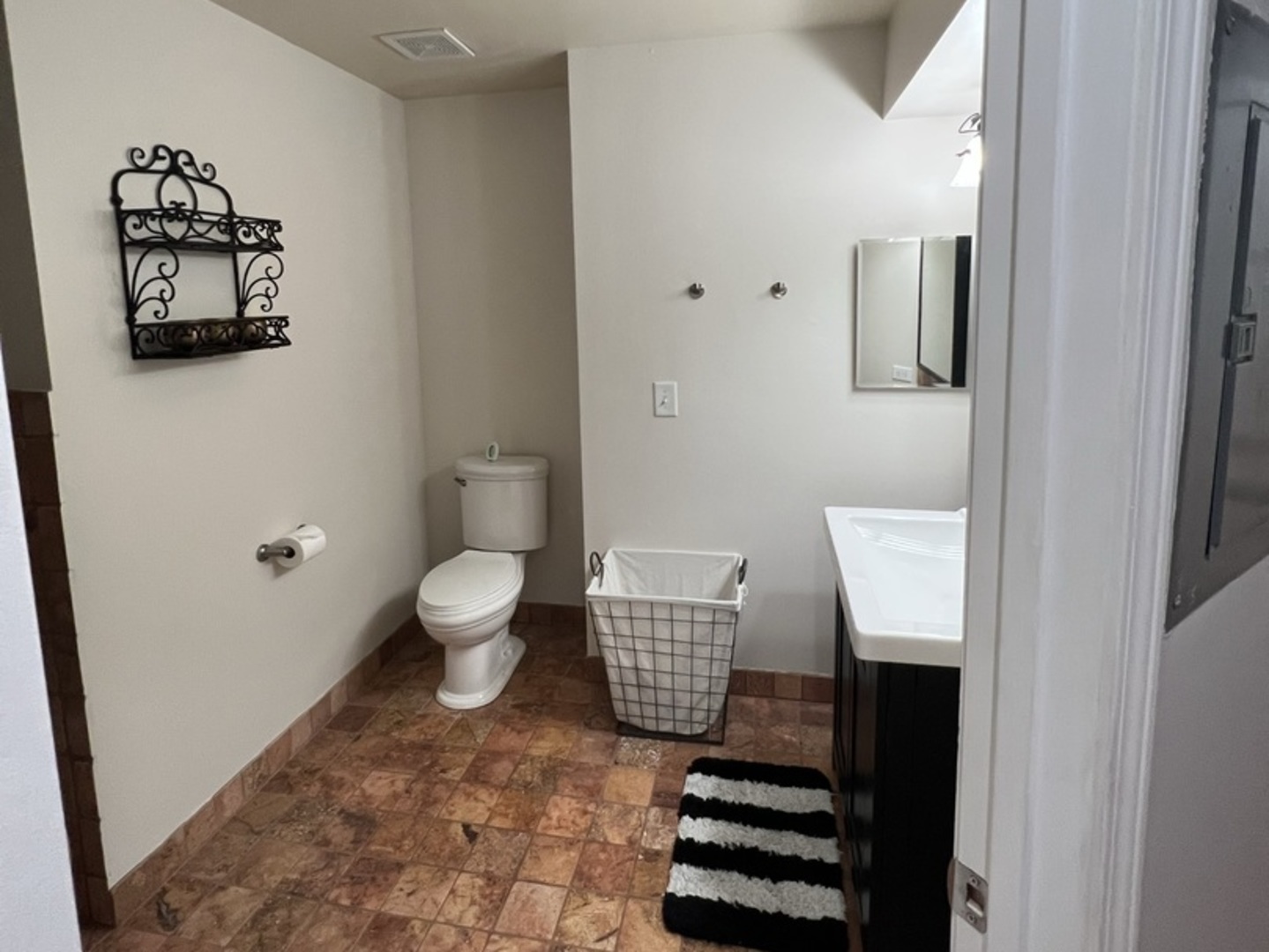1230 Chalet Road, Unit 204 Naperville, IL 60563 - Photo 10 of 17 a bathroom with a toilet