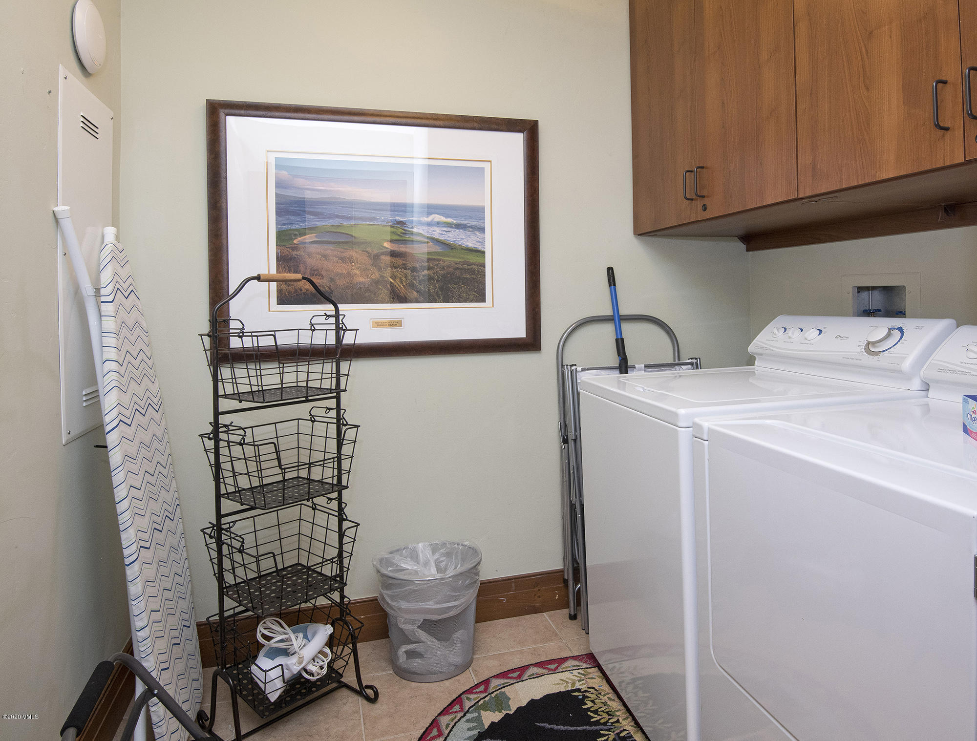 180 Daybreak Ridge Road, Unit 409 Avon, CO 81620 - Photo 26 of 47 a utility room with dryer and washer