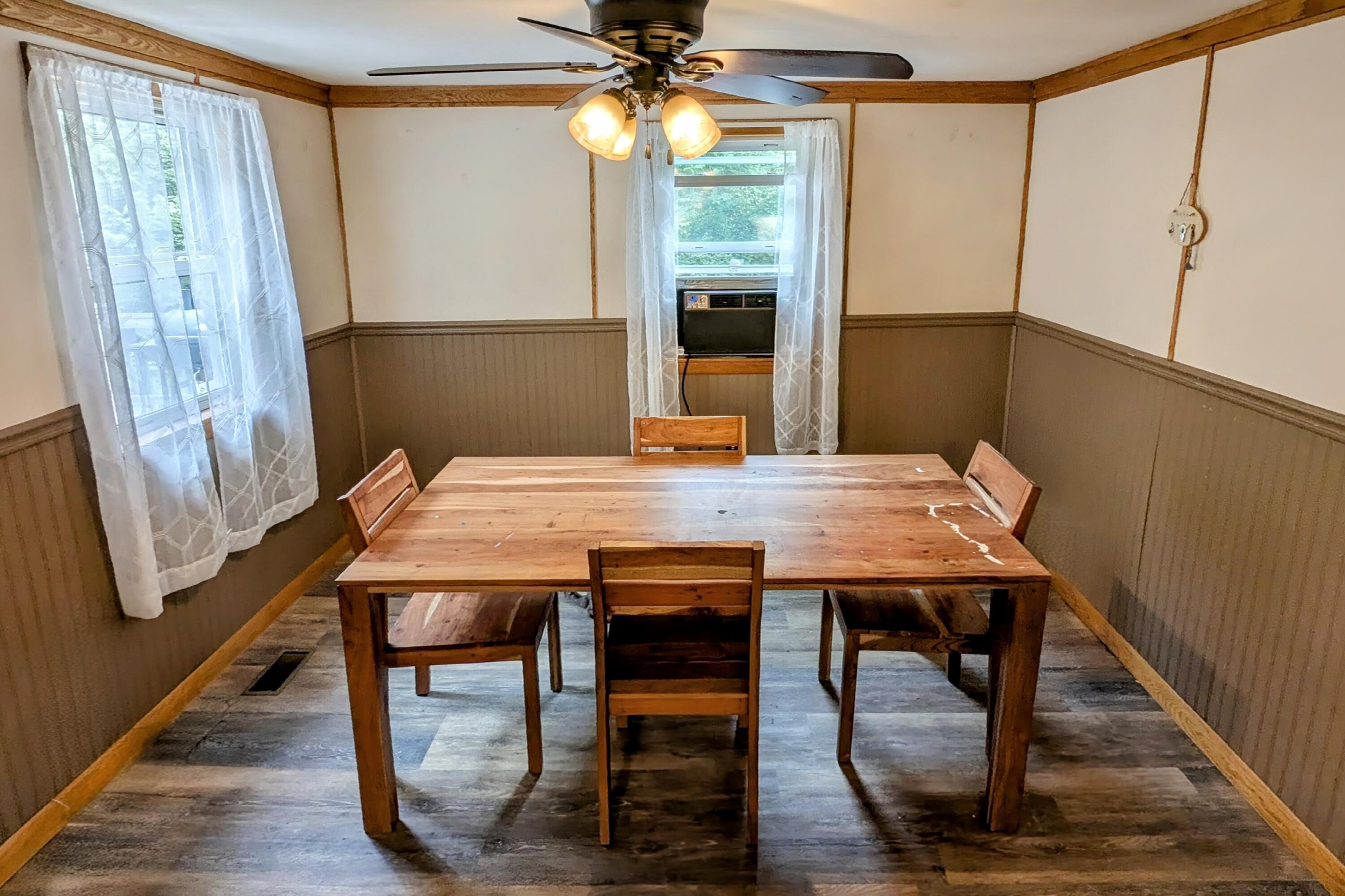 189 Shusta Road Madison, ME 04950 - Photo 15 of 30 Dining Room