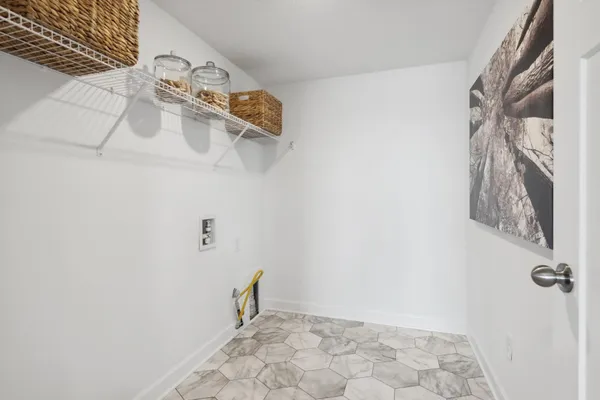 $580,195 | 1910 Dogwood Court, Carver, MN 55315