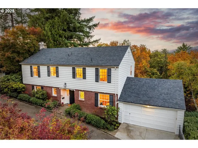 $997,500 | 3333 Southwest Heather Lane, Portland, OR 97201