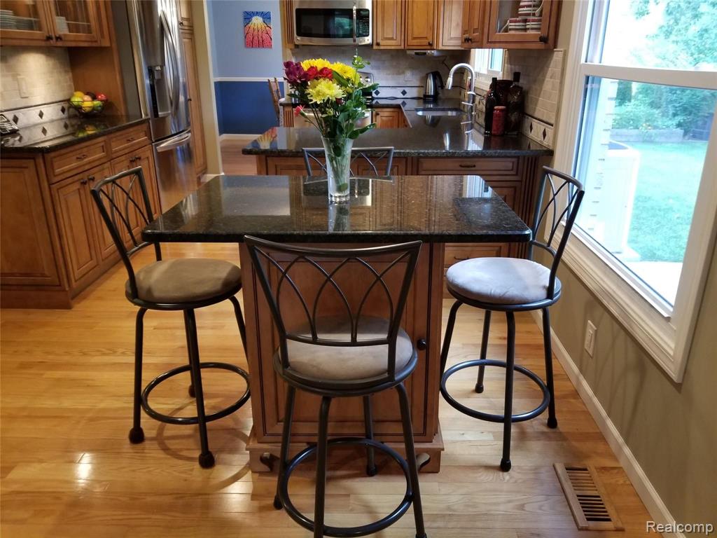 7520 Chichester Road Canton, MI 48187 - Photo 19 of 49