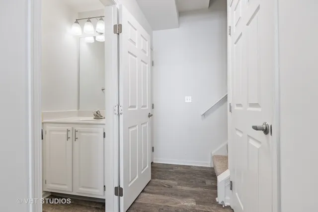 $3,163 | 350 Schubert Court, Unit 350, Wheaton, IL 60189