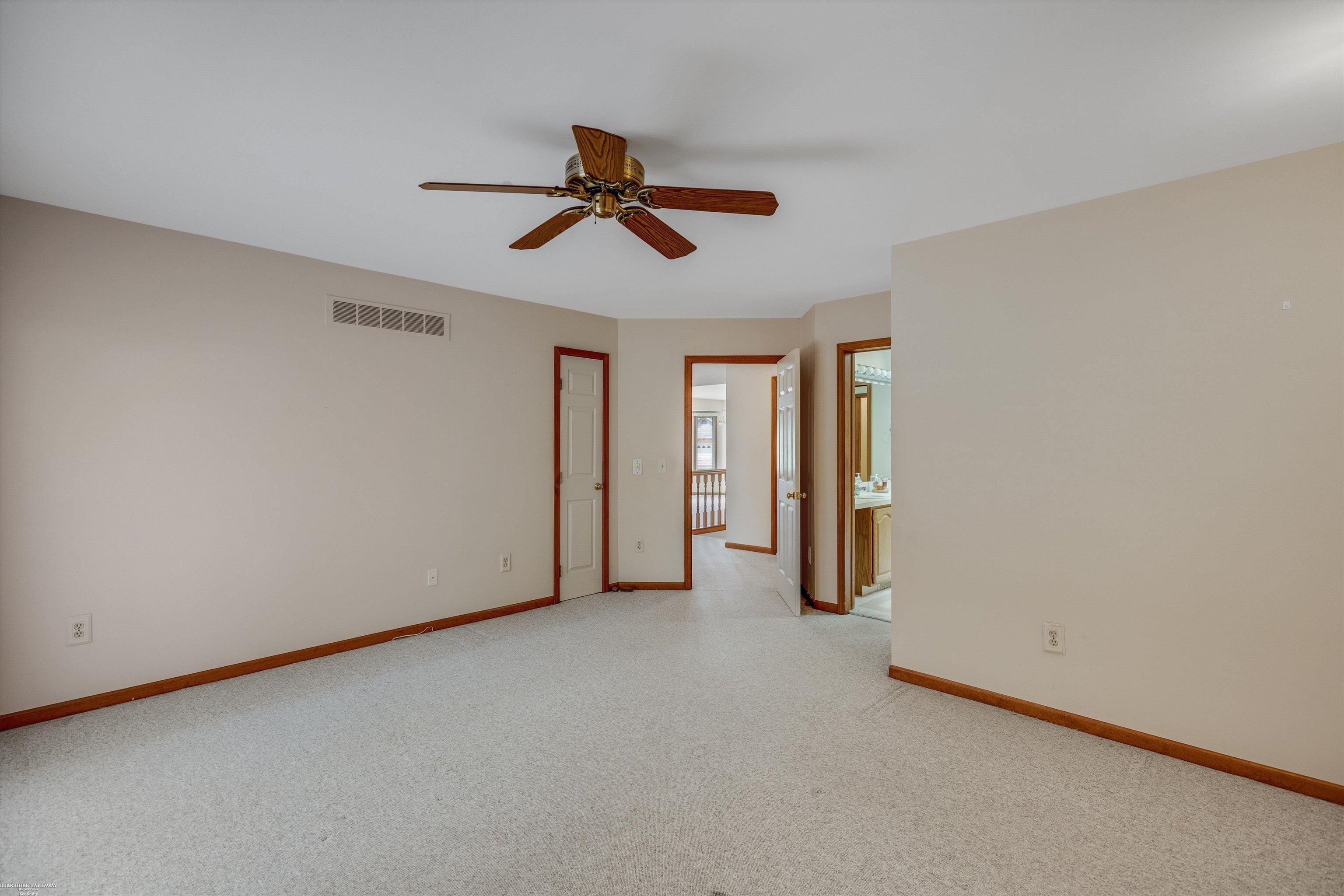 323 Mae Court Romeo, MI 48065 - Photo 18 of 34