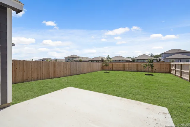 $304,990 | 13620 Helton Pass, St. Hedwig, TX 78152